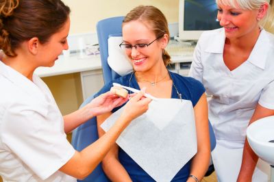 Dental Care Can Lower Heart Disease Risk in Women -8124