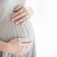 Pregnant women are unsure of how much to eat, survey reveals-7800