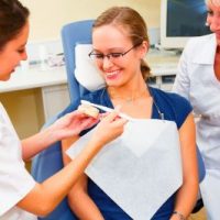 Dental Care Can Lower Heart Disease Risk in Women -8124