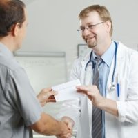 Can Medical Practitioners Always Be Trusted?-5971
